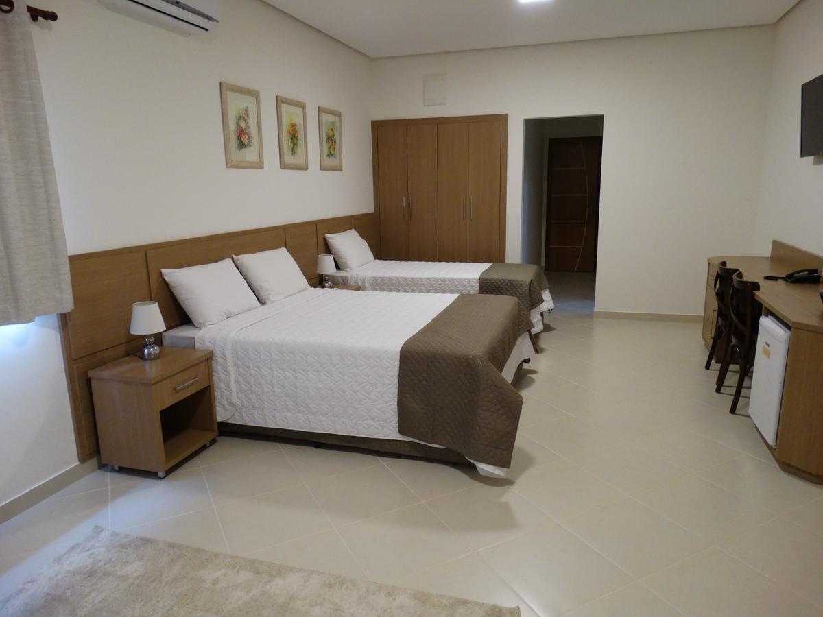 Hotel E Restaurante Sabor De Minas ساليناس المظهر الخارجي الصورة